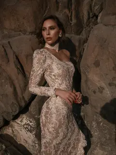 Regina profile in Dubai
