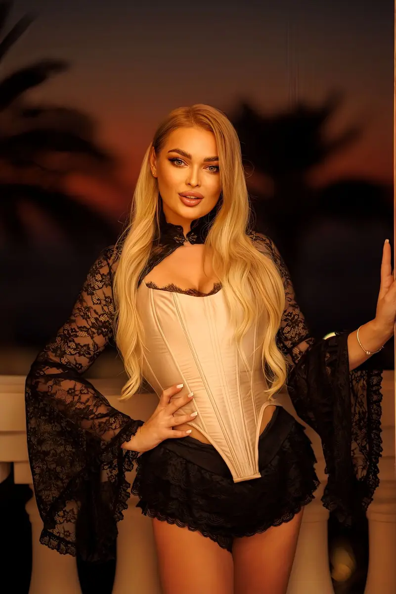 Veronica profile in Dubai